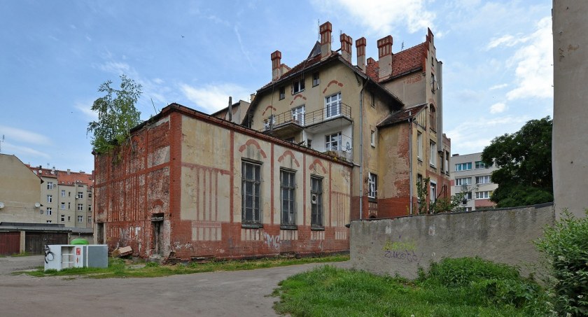 Dawna sala modlitewna z początku XX wieku na Tarninowie na sprzedaż