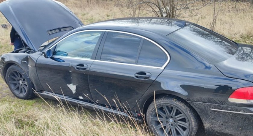 Szalony rajd 18-letniego kierowcy BMW po legnickich ulicach zakończy się w sądzie