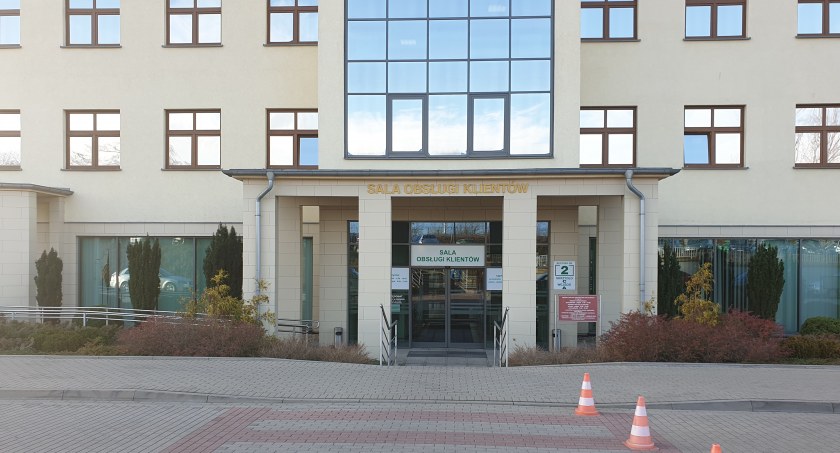 Do końca kwietnia ZUS czeka na wnioski o 500+. Kiedy stracisz zasiłek?