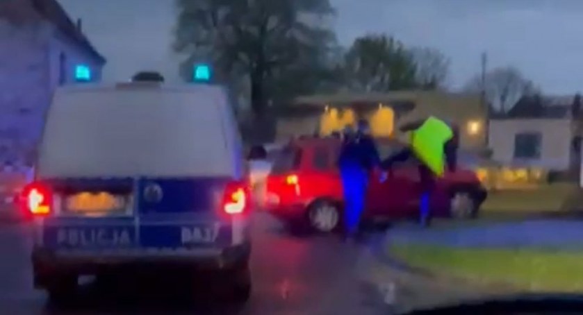 Mamy bezpośrednie nagranie ze strzelaniny! Szokujące nagranie z zatrzymania samochodu