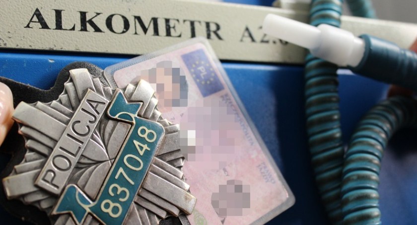 Stracił prawko za jazdę po pijanemu. Dzień później znów wsiadł za kółko po kielichu!