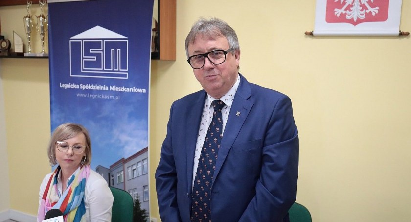 Prezesi LSM będą więcej zarabiać? Znamy uzasadnienie wniosku o podwyżkę