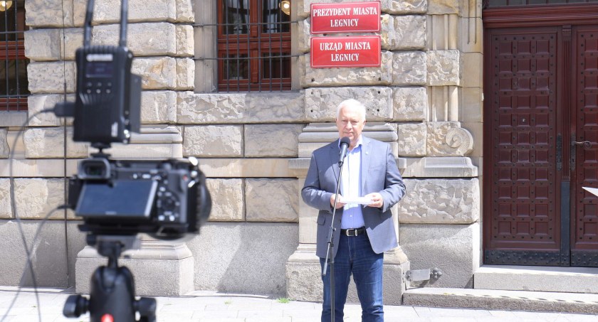 Jak Tadeusz Krzakowski 20 lat temu został prezydentem Legnicy