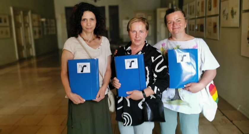 Petycja w sprawie teatru na biurku prezydenta Legnicy. 5214 podpisów!