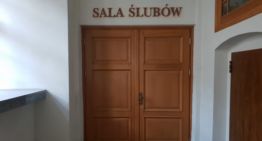 Cudzoziemcy biorą ślub w USC w Legnicy – nie tylko Ukraińcy!
