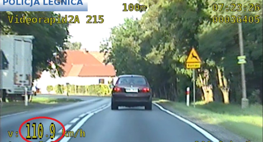 Przekroczyła dozwoloną prędkość o 70 km/h. Zatrzymali ją policjanci z legnickiej grupy Speed