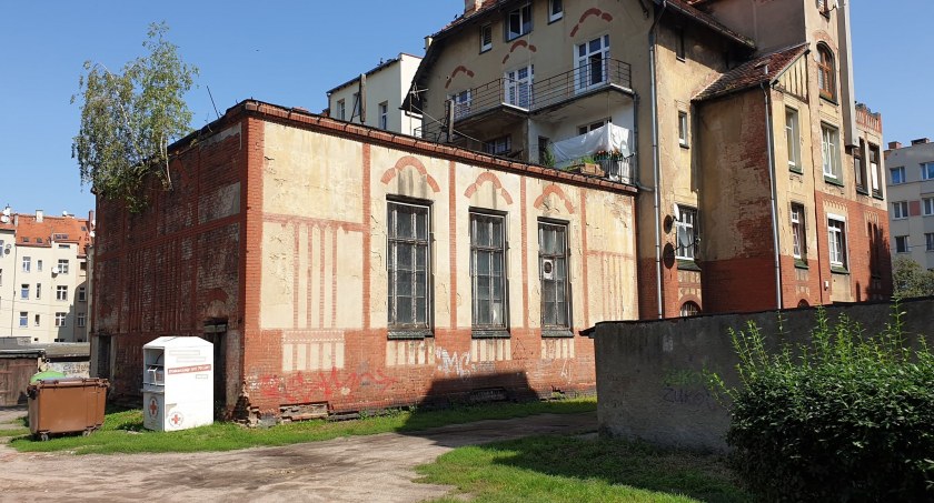 Sala modlitewna, potem sala gimnastyczna. Urząd miasta szuka kupca