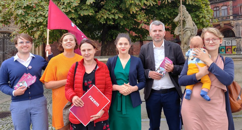 Dojazdy mogą być tańsze. Razem chce obniżki cen biletów
