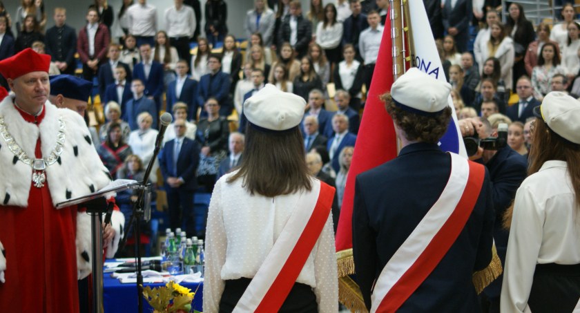 Collegium Witelona zaczyna rok z 1263 nowymi studentami
