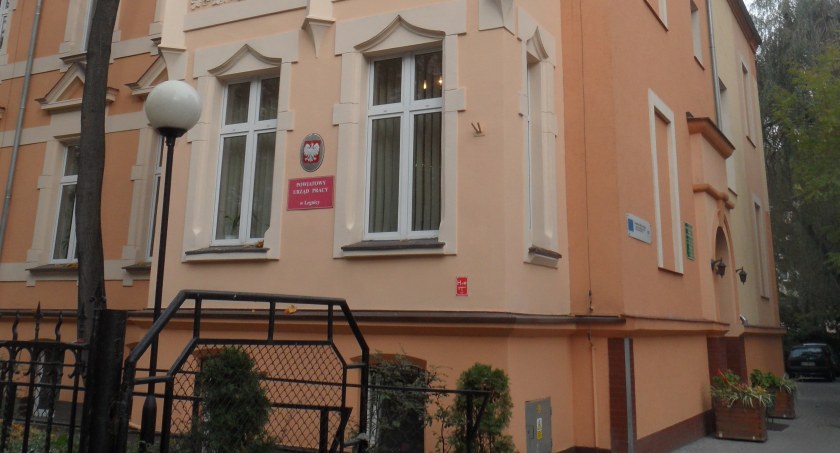 Więcej czasu na pozyskanie pieniędzy z  Urzędu Pracy 