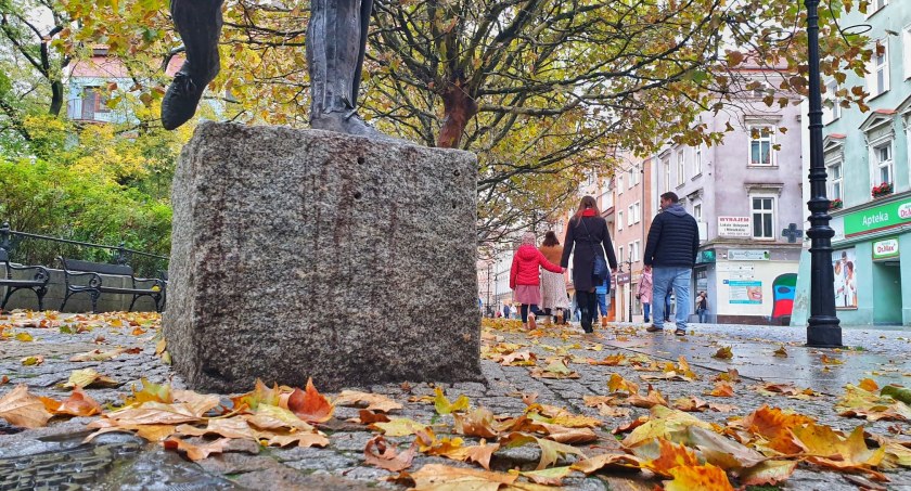 Kolejna kradzież? Tajemnicze zniknięcie tablicy spod Filipka