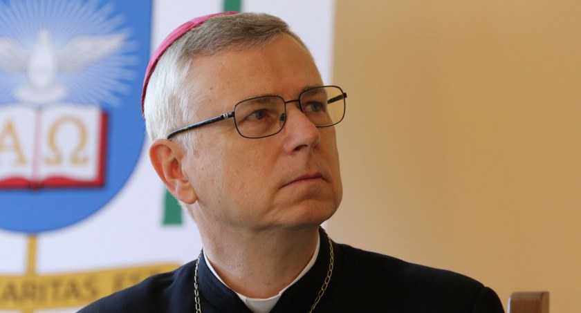 Biskup pozwolił na mięso w Święto Niepodległości
