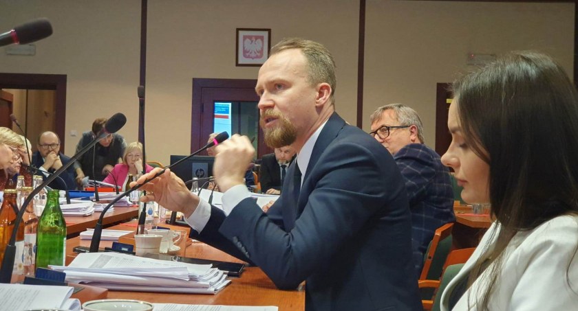 W styczniu zdrożeje strefa płatnego parkowania w Legnicy