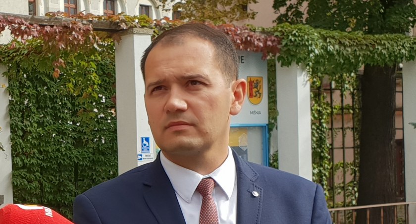 Protest przeciwko firmom recyklingowym w Rzeszotarach