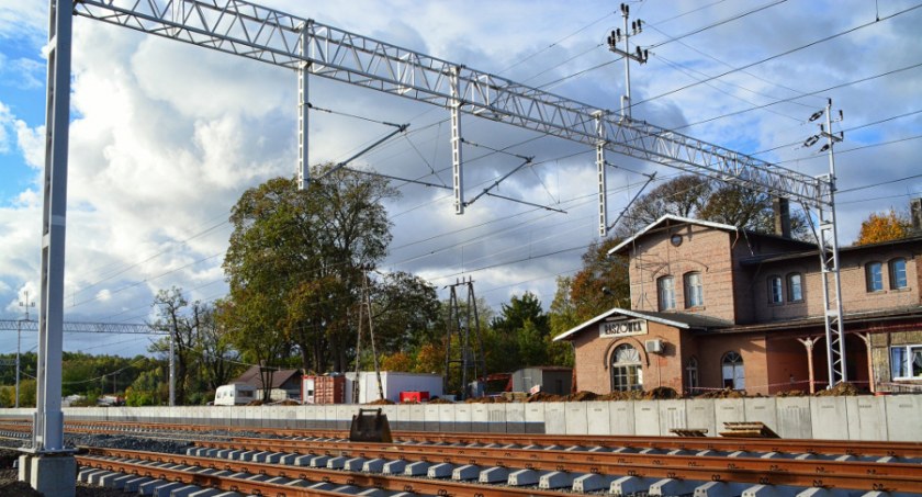 Komunikacja zastępcza na linii Legnica - Lubin. Winni złodzieje