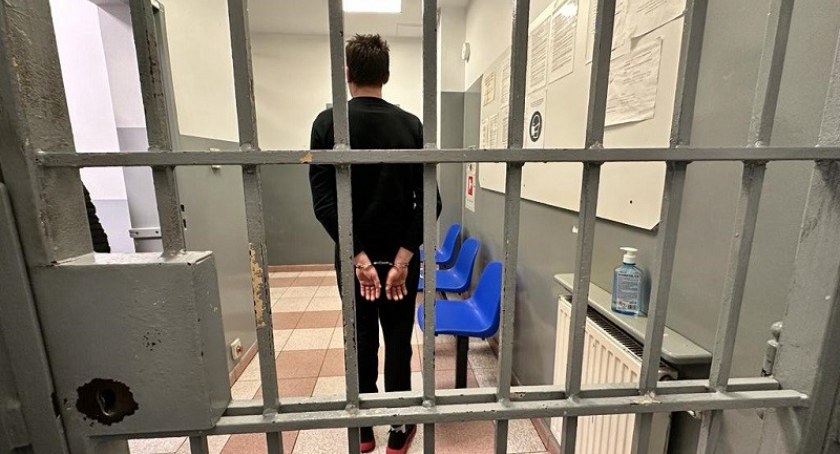 Przekonywał, że 50 porcji marihuany ma na własny użytek