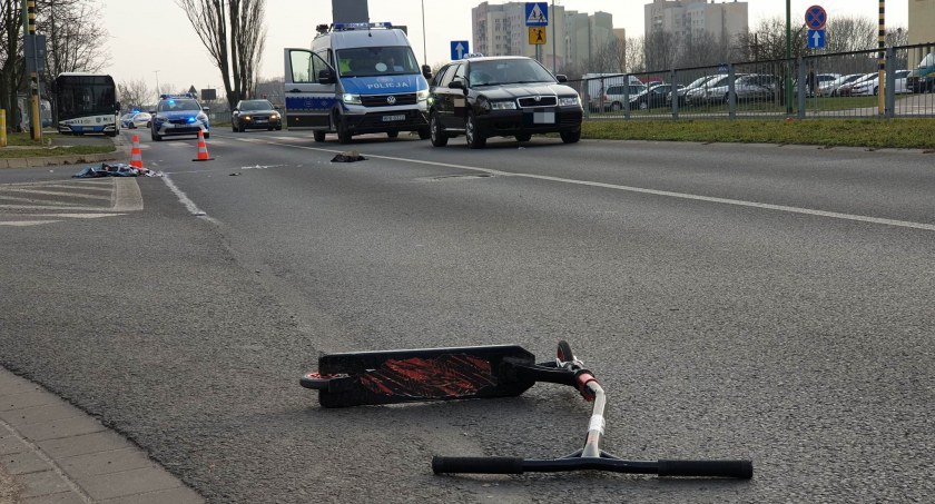 Taksówkarz potrącił 12-latka na pasach
