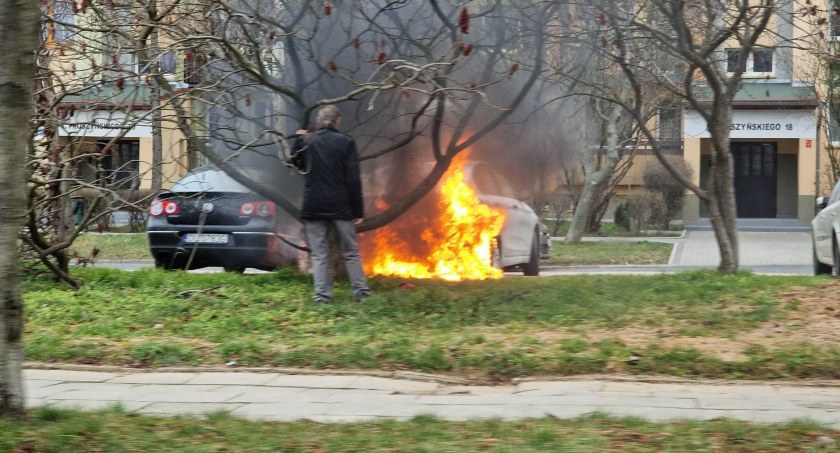 Dziś spłonął w Legnicy kolejny samochód