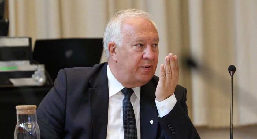 SONDA. Legniczanie chcą, aby Tadeusz Krzakowski odszedł z polityki