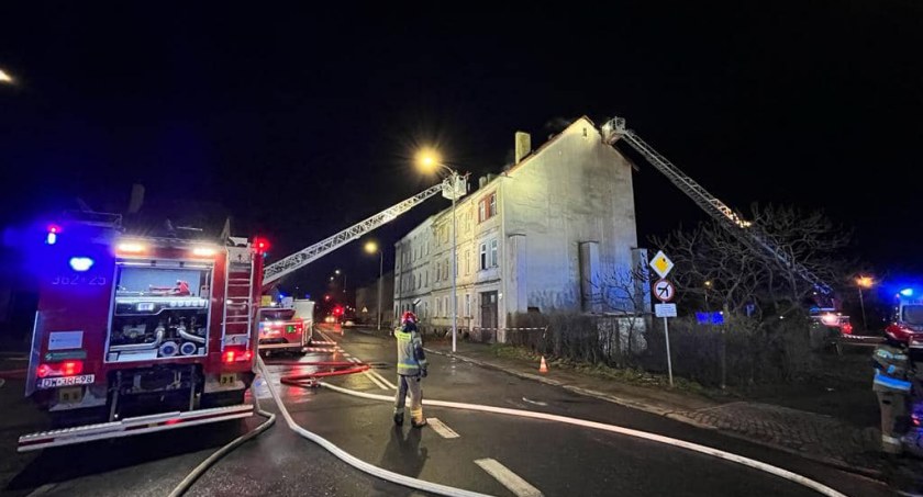 Pożar przy ul. Głogowskiej. Jedna osoba nie żyje