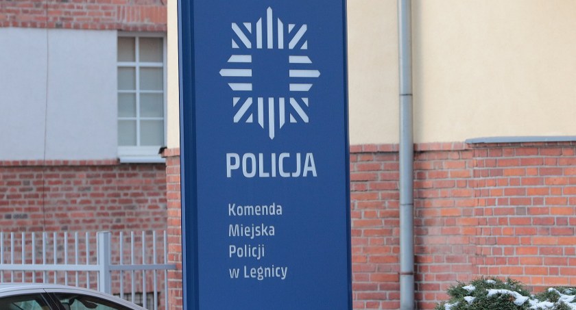 Dzieci zrobiły rozróbę w autobusie. Jedno było pijane