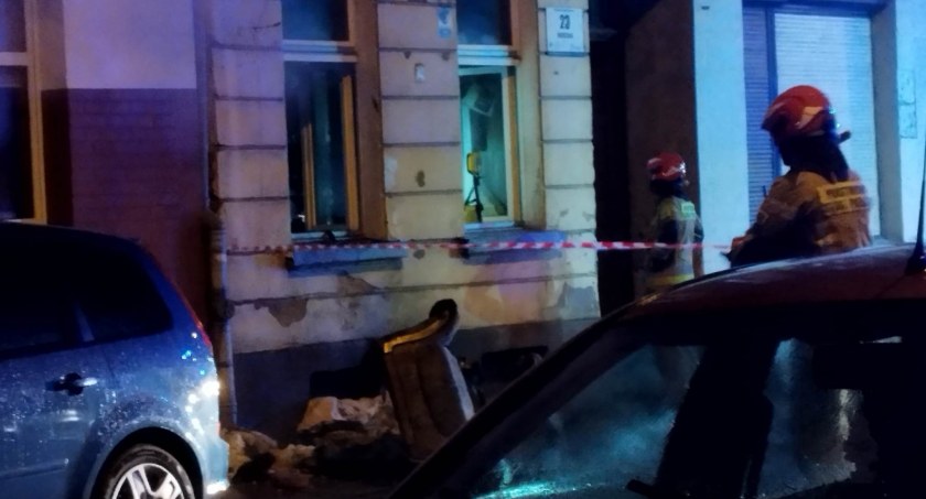 Pożar w kamienicy przy ul. Korczaka w Legnicy. Film