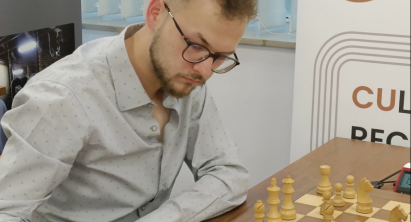 Świetny występ szachisty legnickiego klubu