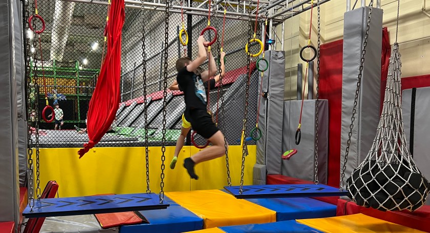 Jump Heaven w Legnicy to miejsce rozrywki rodzinnej