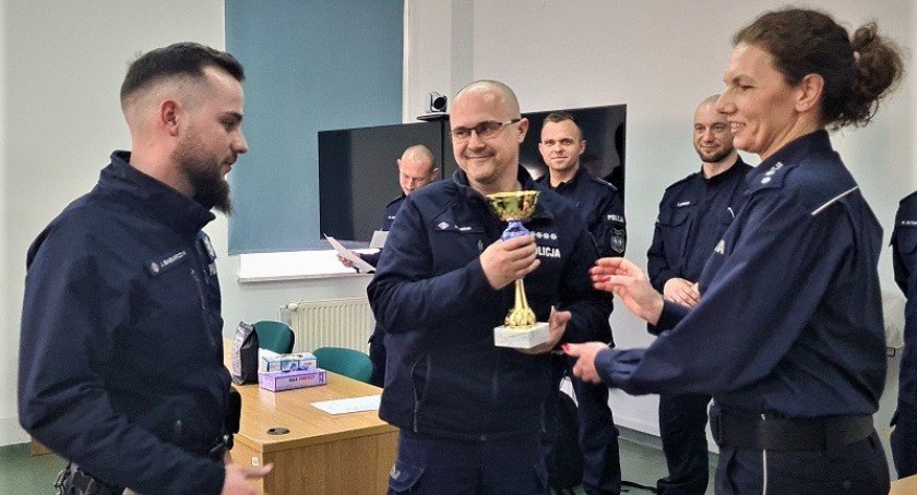 Legniccy policjanci najlepsi w województwie w Zawodach Ratowników Policyjnych