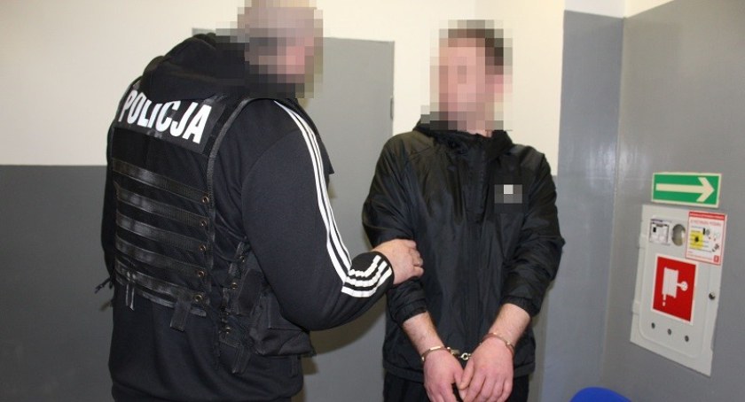 Zakazy sądowe ich nie zatrzymywały. Zatrzymała ich policja.