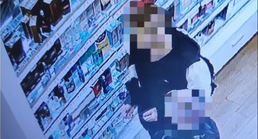 Złodziejska rodzina z Legnicy okradała drogerię w Jaworze