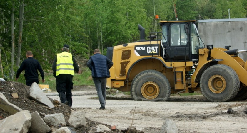 Eko Hybryd chce, by policja usunęła blokadę sprzed żwirowni