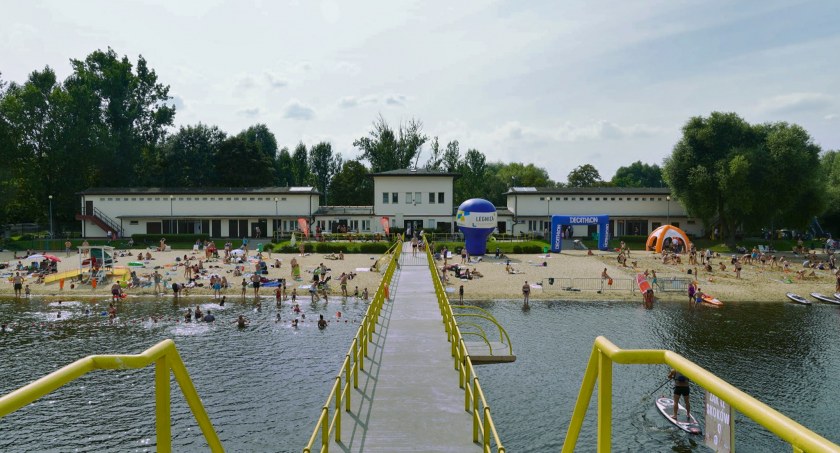 Piaszczysta plaża w mieście - jutro otwarcie kąpieliska Kormoran