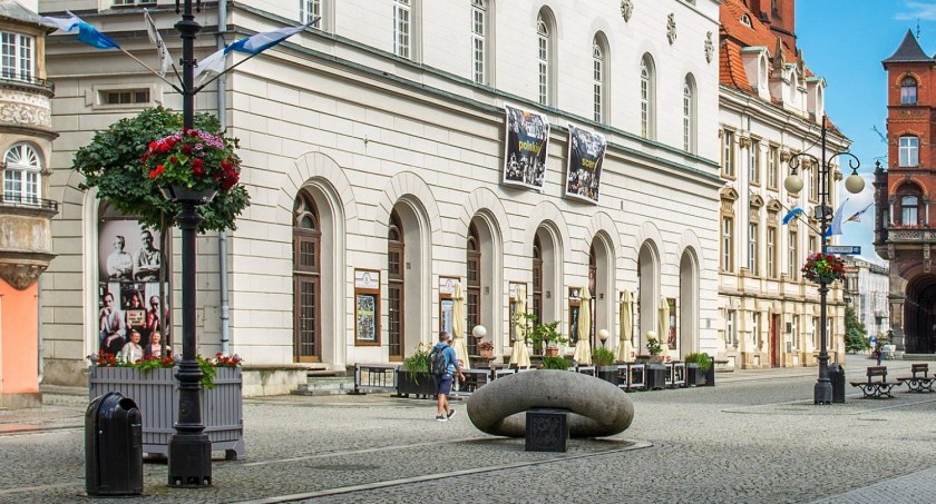 Teatr Modrzejewskiej uruchamia zrzutkę na realizację spektaklu