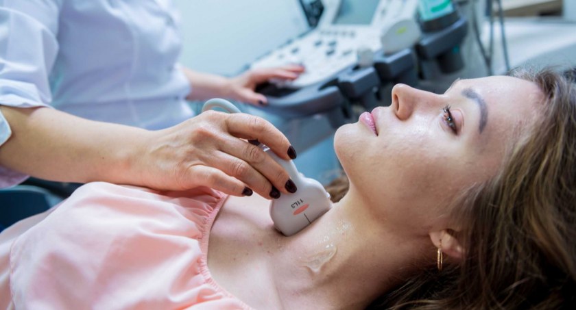 USG tarczycy – diagnostyka, interpretacja wyników i znaczenie w wykrywaniu chorób tarczycy.