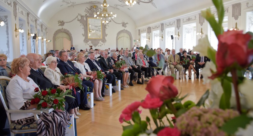 Uroczystość Złotych Godów w Akademii Rycerskiej - galeria zdjęć