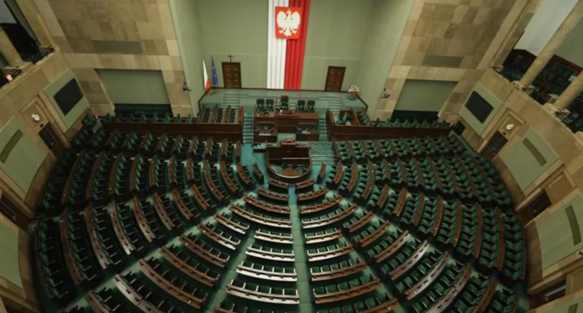 Po pięć mandatów dla KO i PiS-u, po jednym dla Lewicy i Trzeciej Drogi