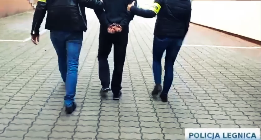Zatrzymano Gruzina, który okradał drogerie w Legnicy i innych miastach