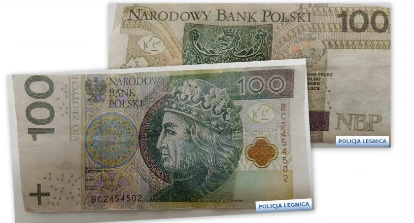 Fałszywe stuzłotówki pochodziły z filmowego planu