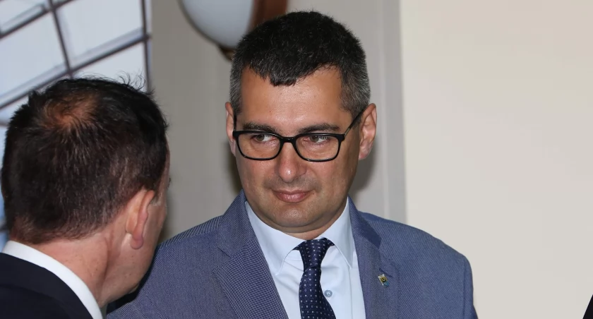 Sąd odrzucił skargę wójta Legnickiego Pola na radę gminy 