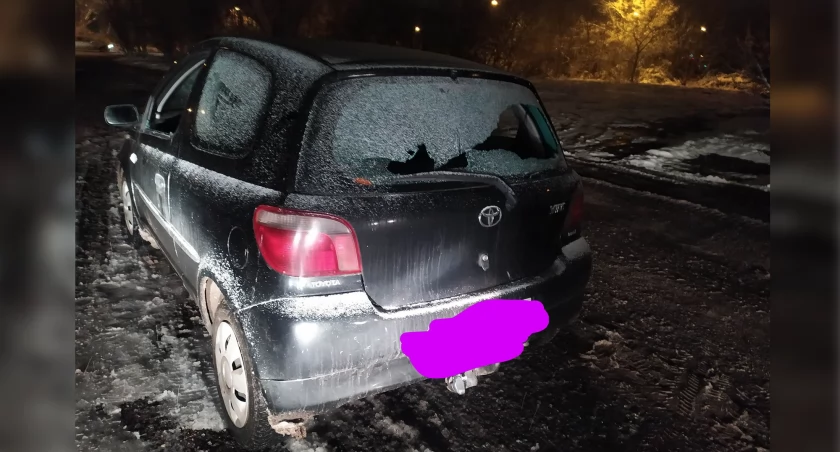 Ktoś strzelał do samochodu w Legnicy 