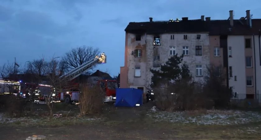 Prokuratura oskarżyła Krzysztofa M. o podpalenie mieszkania na ul. Głogowskiej