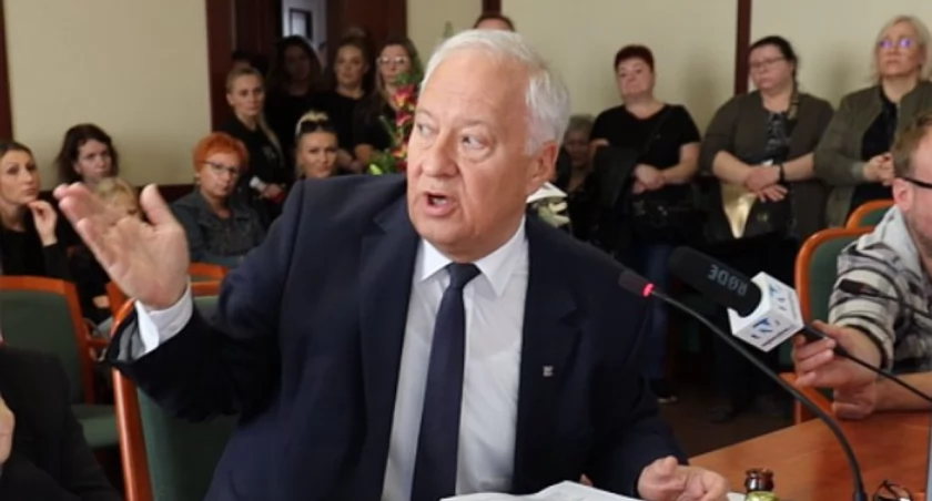OGB: Tadeusz Krzakowski na 80 procent przegra wybory