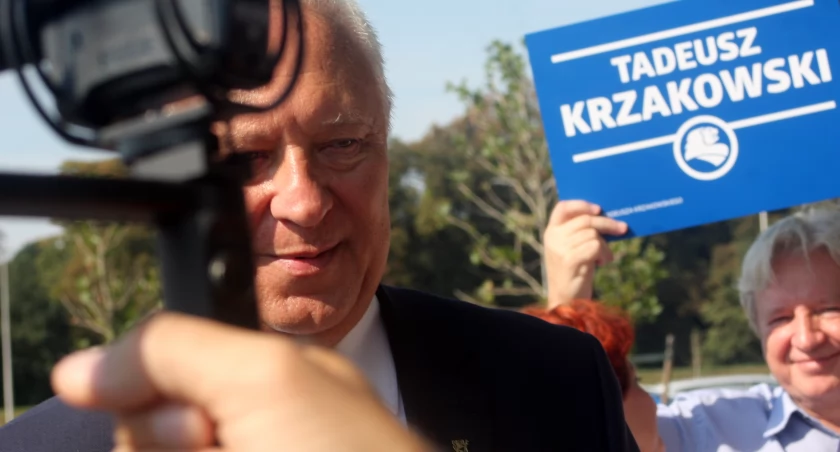 Drużyna Tadeusza Krzakowskiego na wybory. Sprawdzeni w boju