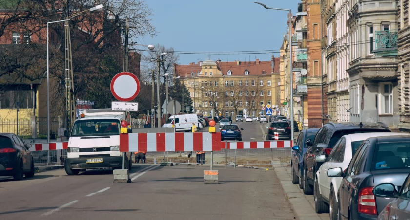 Wydłużono termin zakończenia prac na ulicy Hutników