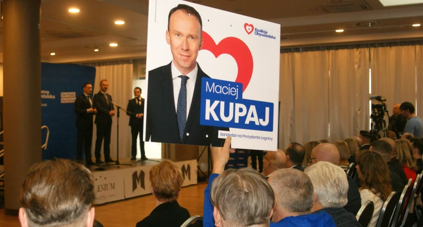 OGB prognozuje przegraną Krzakowskiego, zwycięstwo Kupaja