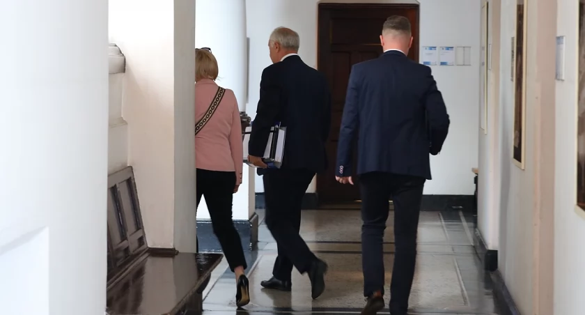 Sromotna porażka Tadeusza Krzakowskiego i jego ludzi