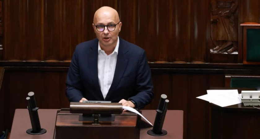 Kropiwnicki: Krzakowski jest z PiS-em dogadany