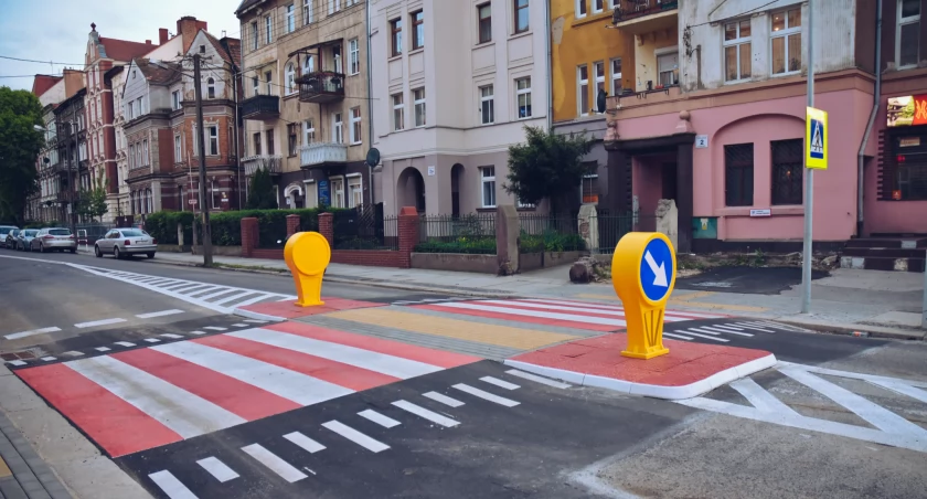 Nowe przejście dla pieszych przy ul. Hutników jest już gotowe