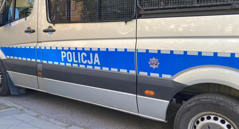 Znaleziono zwłoki mężczyzny w przydrożnym rowie
